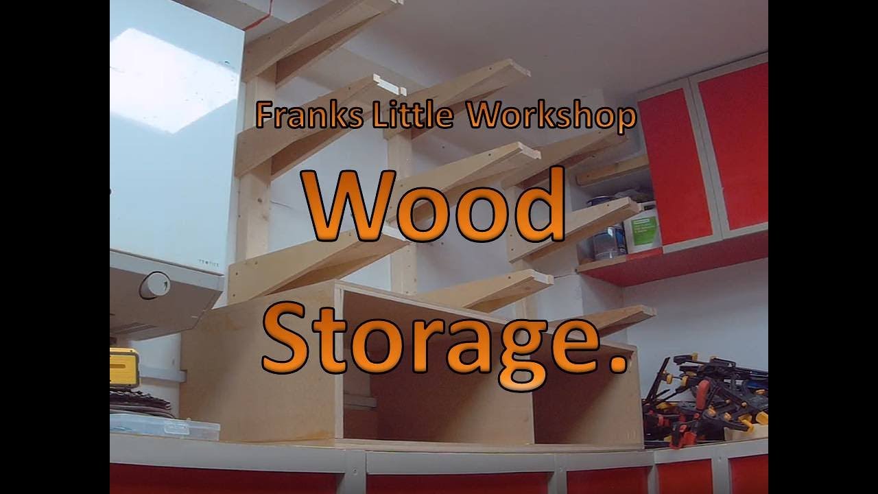 Мастерская Franks Little изготавливает стеллажи для хранения древесины.