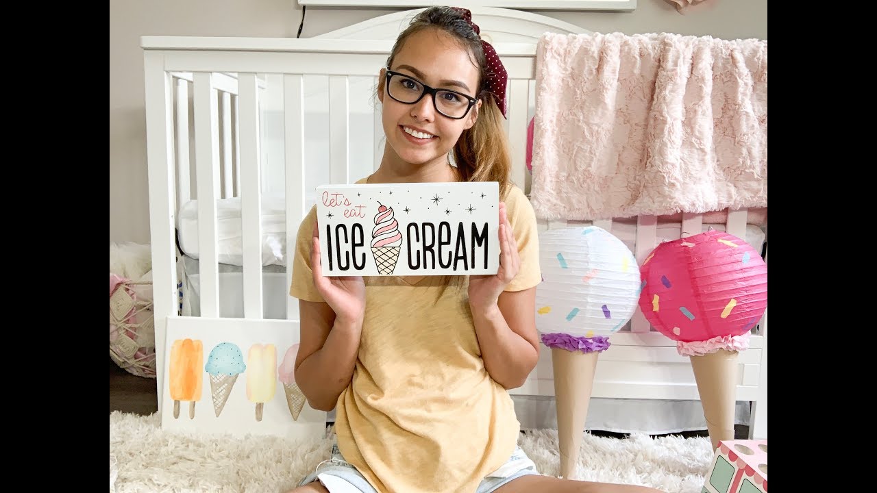 FIRST BIRTHDAY PARTY DECORATION HAUL - Ice cream party
