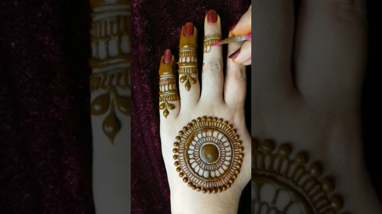 simple round mehndi design / back hand mehndi design #shortsfeed #ytshorts #mehndi #henna #trending