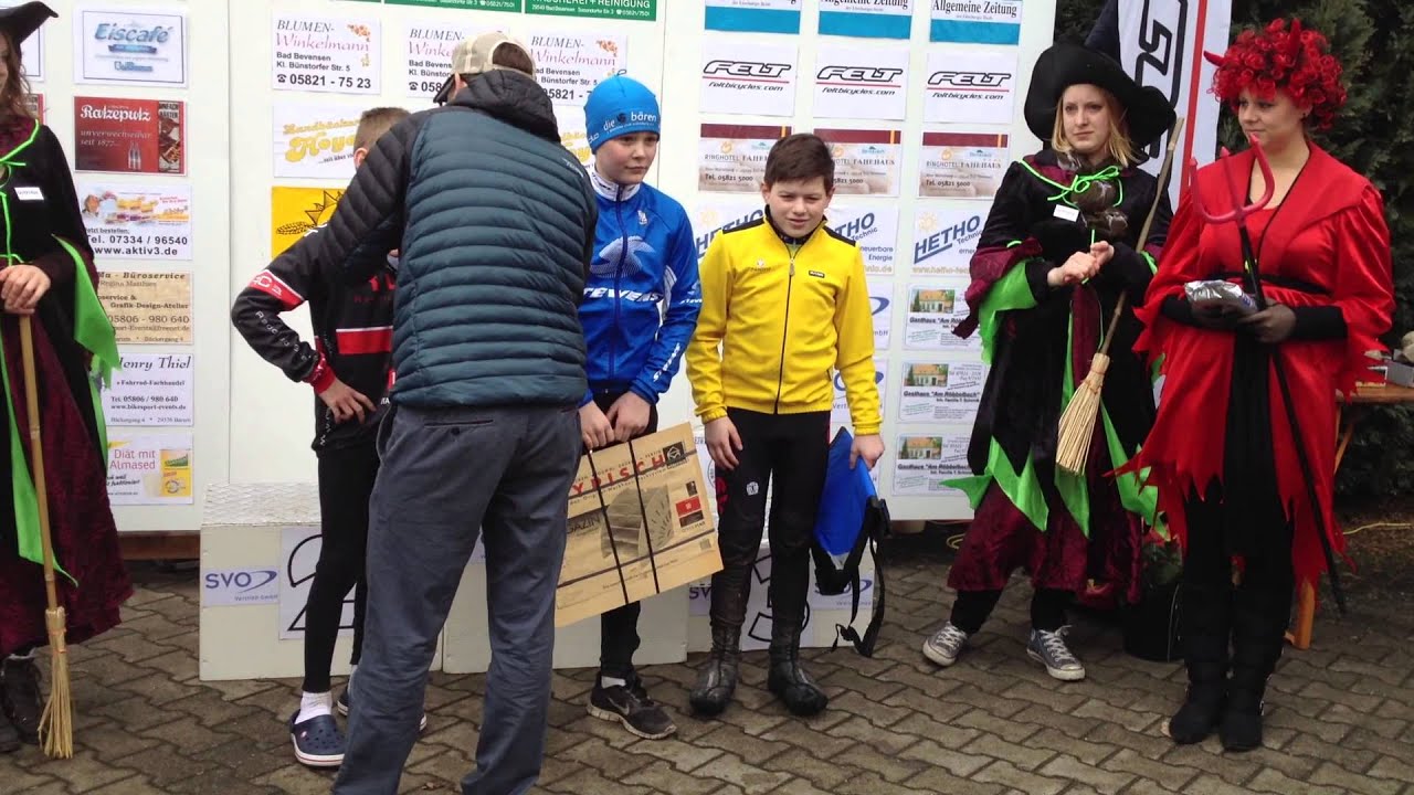 2013 Radrennen Bad Bevensen Röbbel Hölle des Nordens U13 Siegerehrung