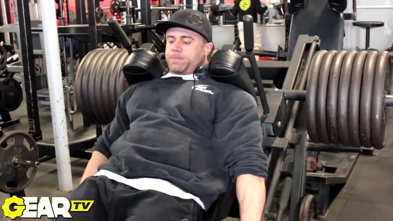 Aaron Clark Trains Legs 3 Weeks Out from the Arnold Classic 2014