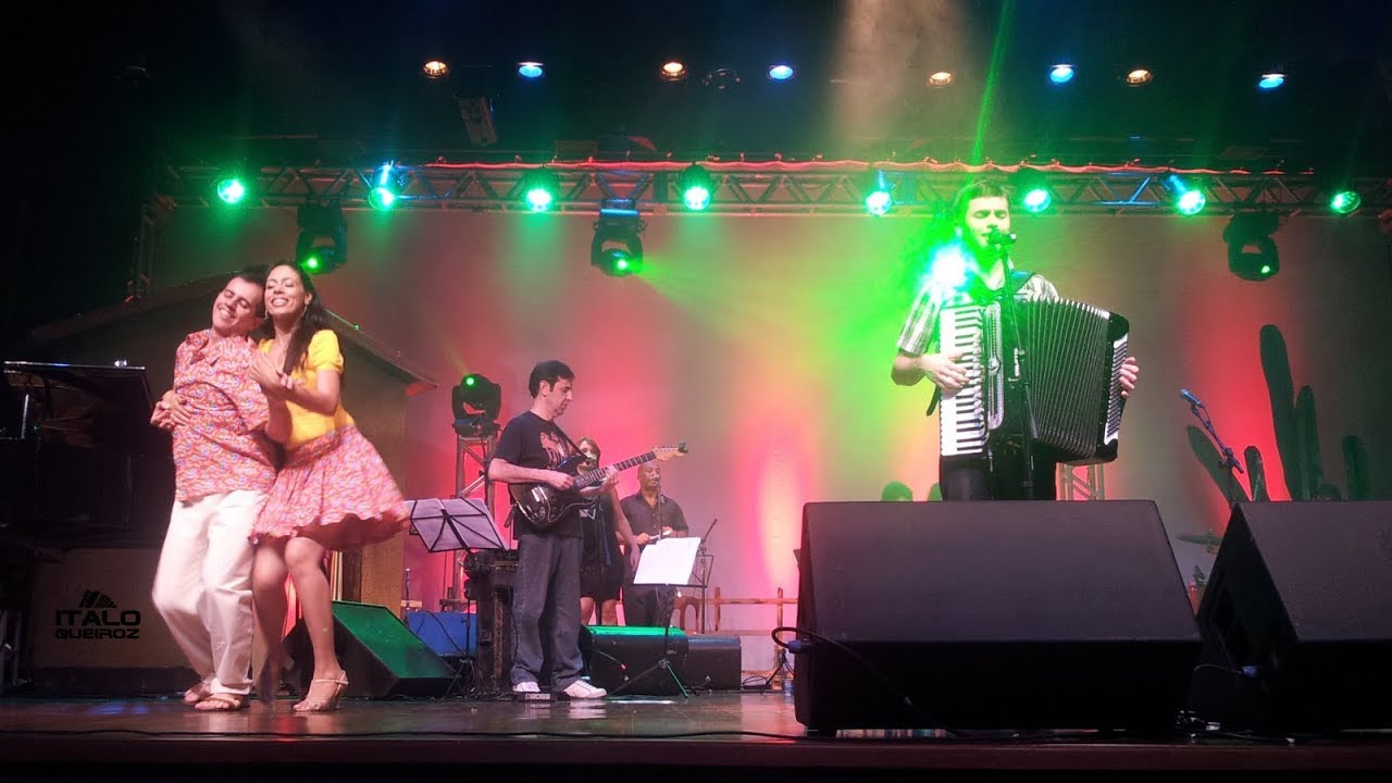 Ítalo Queiroz - No arrastado da chinela - DVD Ninguém pode dançar só 2012