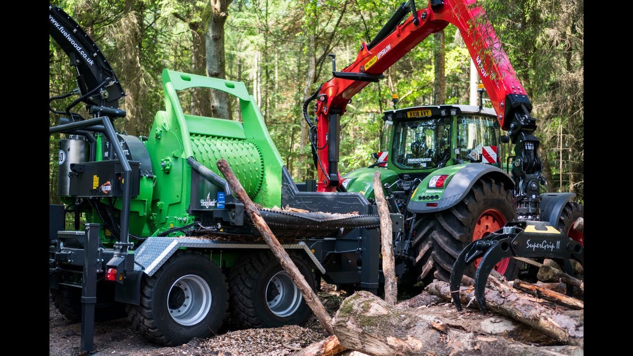 Heizohack - HM14-860KTL on a Fendt 1050 (Fuelwood Demo day)
