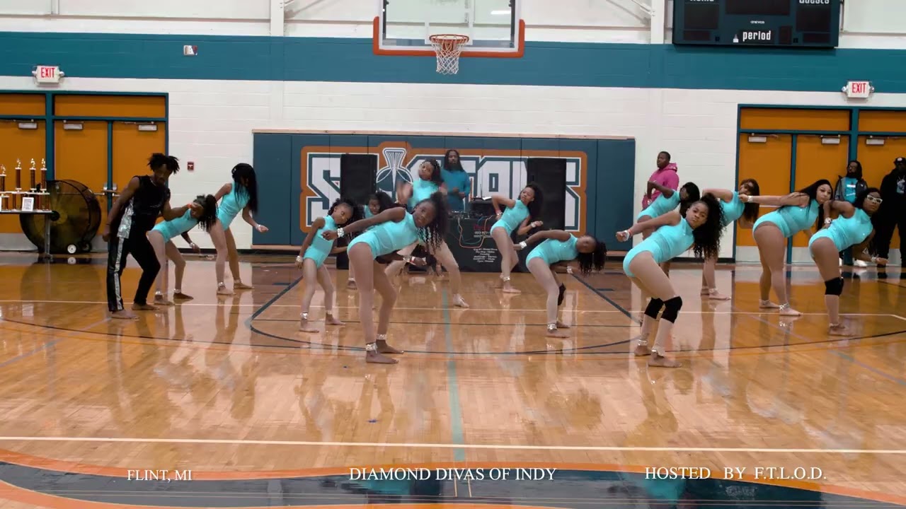 F.R.D.T. vs Diamond Divas Of Indy | Majorette ( Dancing Battle )