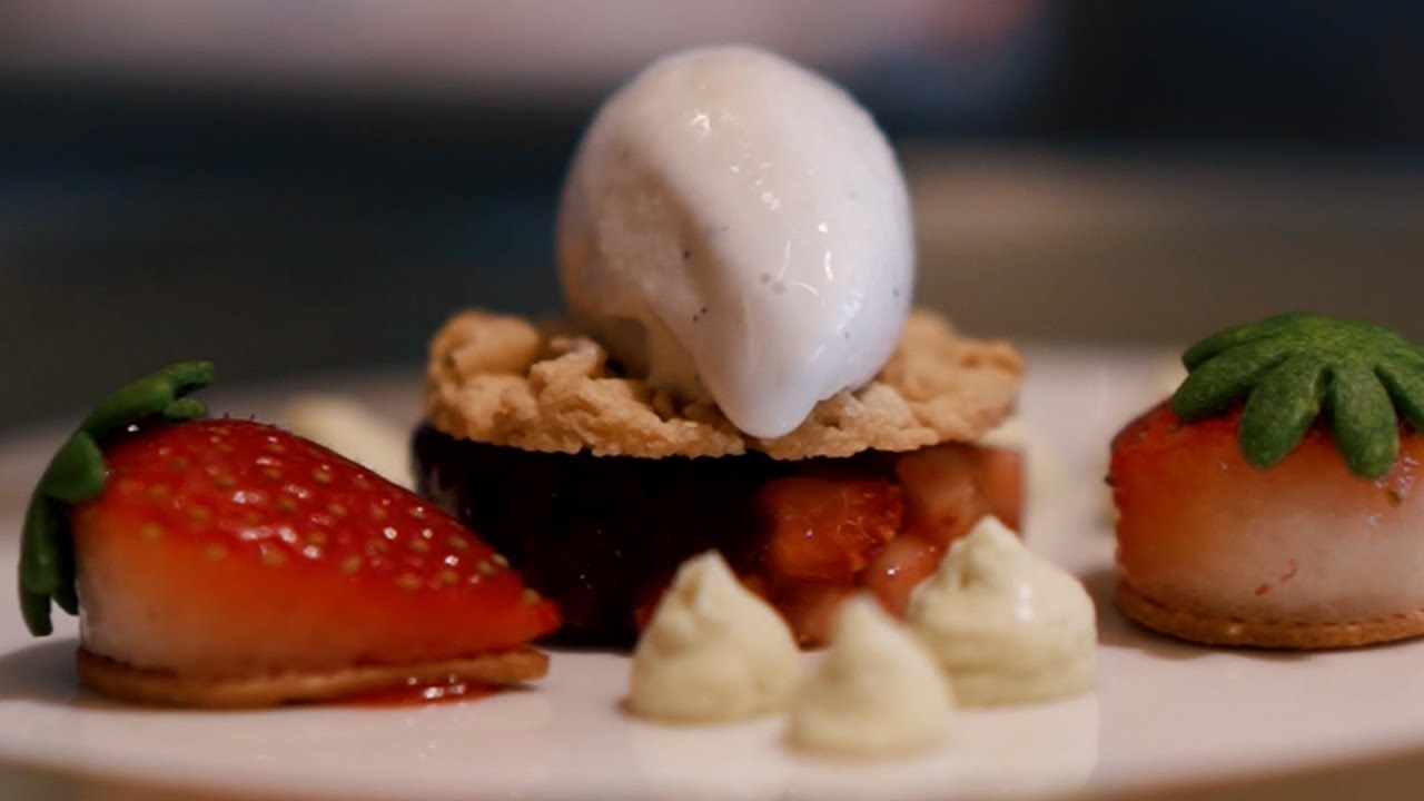 บาซาร์พาไปคุยกับเชฟวินเซนต์ เชฟรางวัลมิชลินแห่งร้าน Chef's Table At Lebua