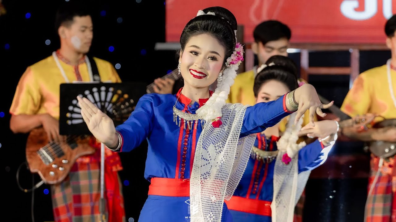 ฟ้อนภูไทสามเผ่า - วงโปงลางเพชรพลาญชัย วนศ.ร้อยเอ็ด งานมูลมังอีสาน2568