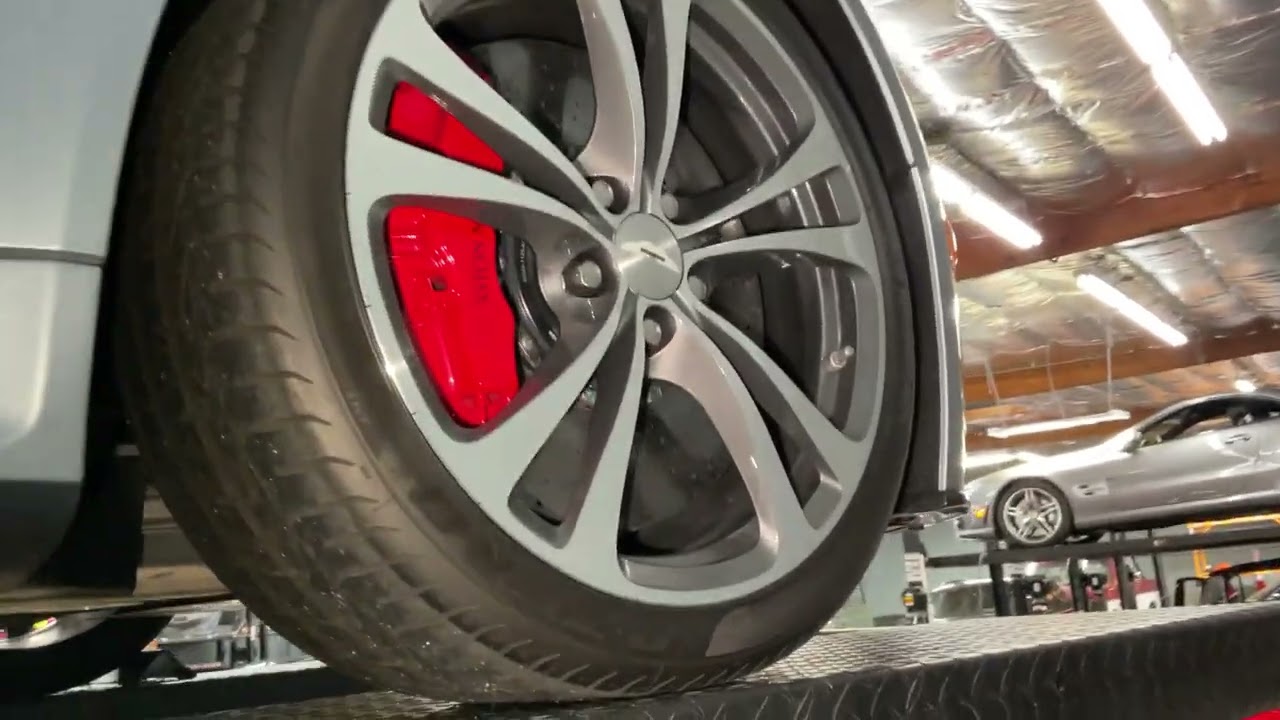Aston Vantage V12 S Lifted Walkaround