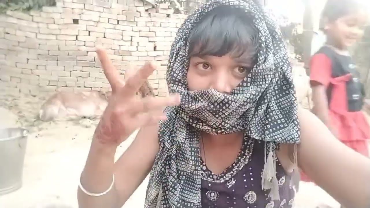 Aaj mere ghar bana phara 🤗🤗gaw ka khana😊 achal chauhan volg#aaudhi comdey full#🤣