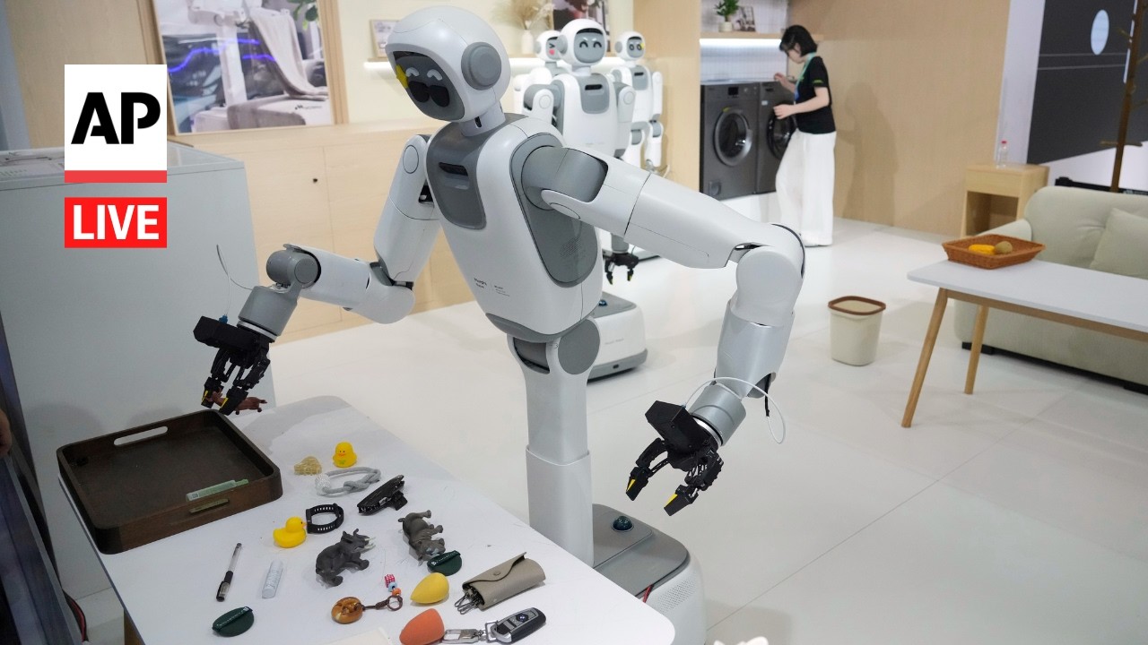 LIVE: Humanoid robots perform tasks at 2026 World Robot Conference in China