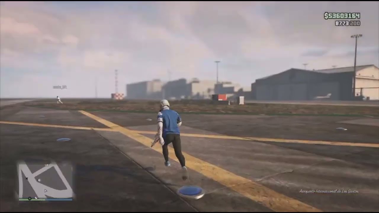Training 1v1 at the airpor