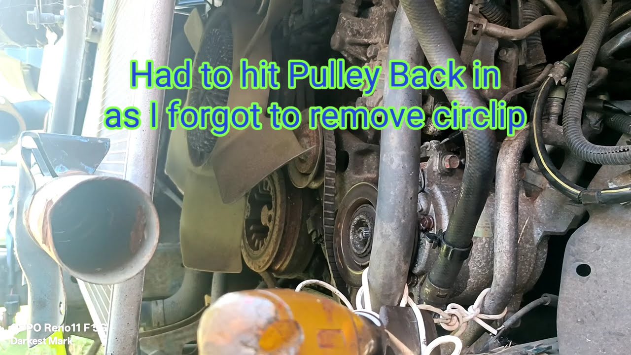 Mitsubishi Triton 2008 Air Conditioning clutch removal