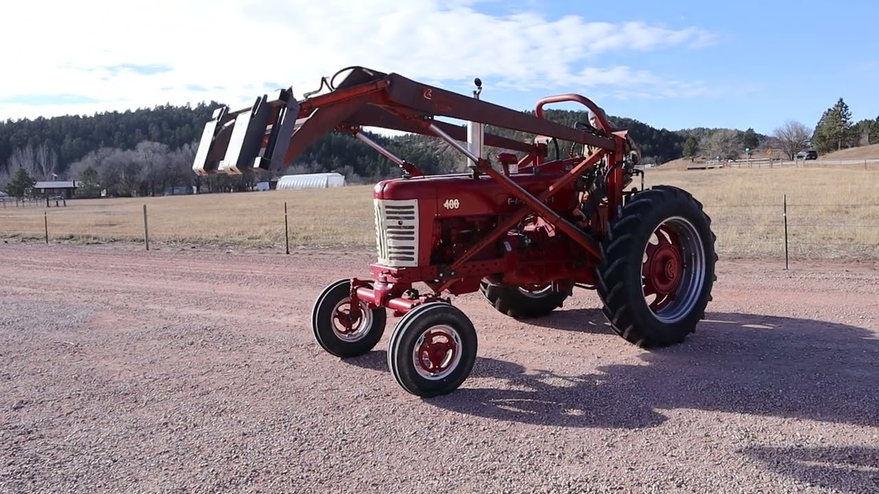 Farmall 400 with Loader