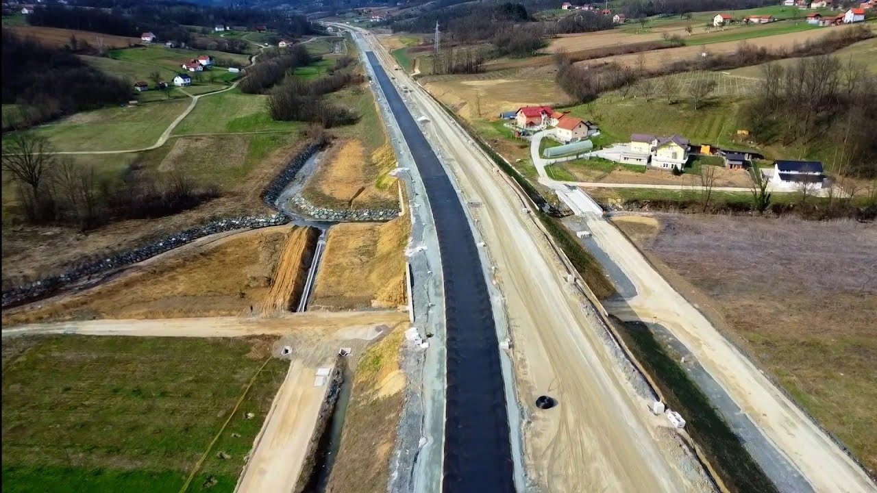 Koridor 5c ekskluzivan video asfaltiranja dionice Medakovo-Ozimice iz smjera Žepča