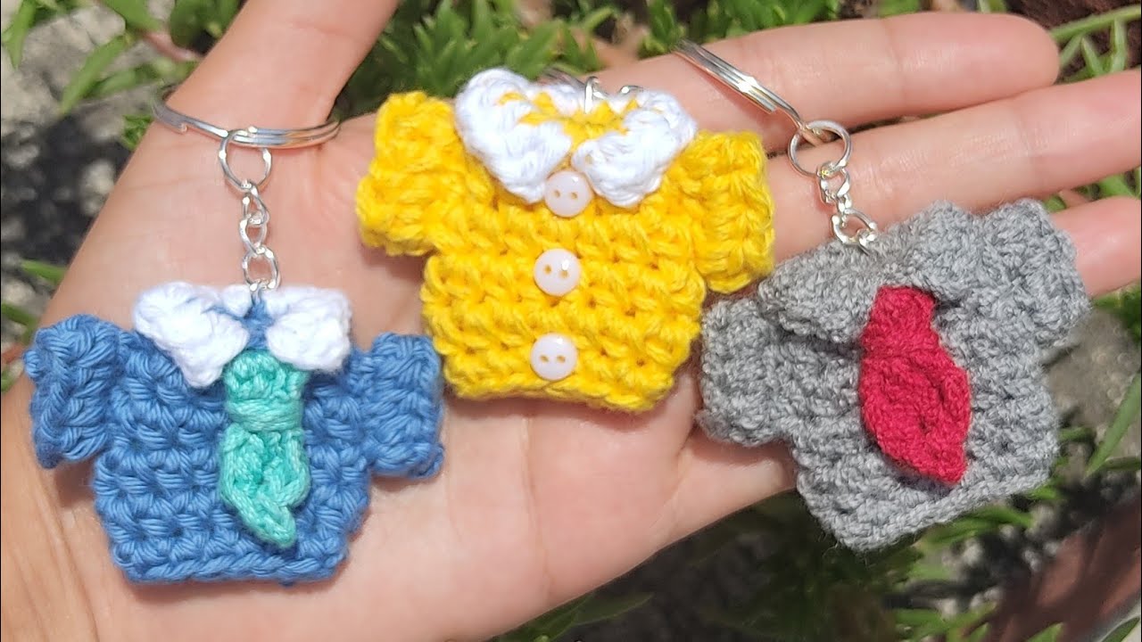 Camisa a Crochet, Llavero de camisita tejida, Recuerdos a Crochet, Llavero tejido para papá