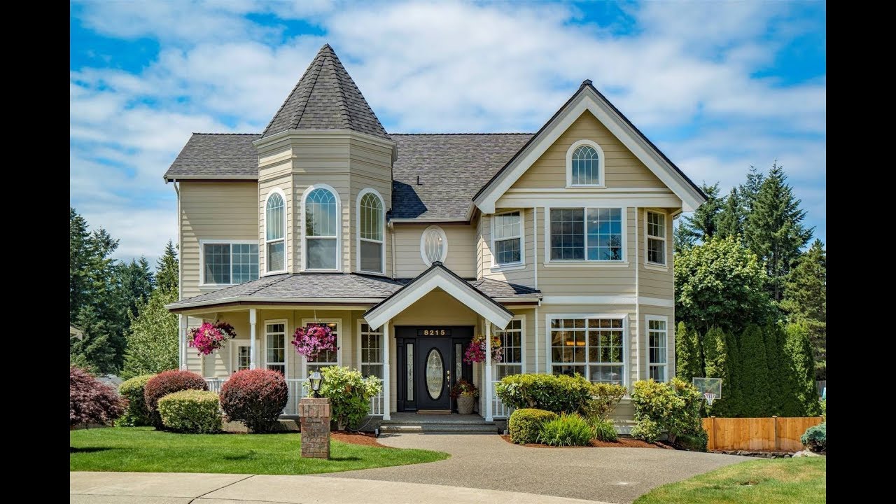 Victorian-Inspired Home in University Place, Washington | Sotheby's International Realty