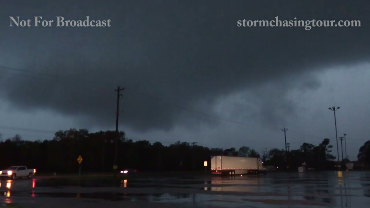 03-16-2023 Ennis, Texas Tornado Warned Supercell
