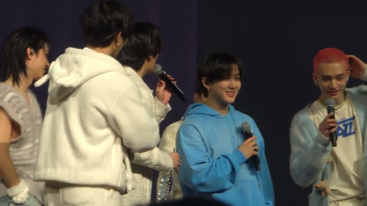 Stay Quest Challenge Penalty (?) Lee Know Aegyo - 5'Oclock Stray Kids Fanmeeting Inspire Arena Day 1