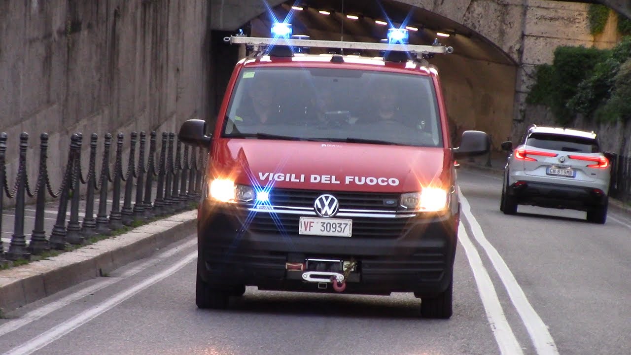 [PRECIPITATO]ARRIVO ELI SONDRIO+SAF VVF VARESE+APS SAF+SAF VVF MILANO IN SIRENA+VERRICELLO (Saronno)