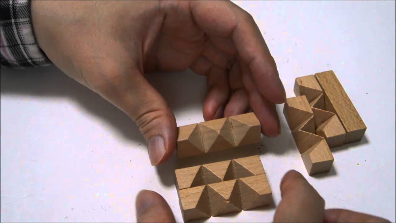 ウッドパズル ダブルロンバス・クロス Wood Puzzle double rhombus cross Capsule toy solution