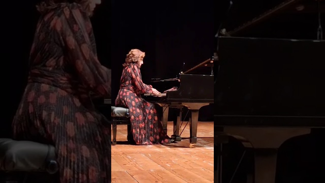 Composer Khibla Amichba: 