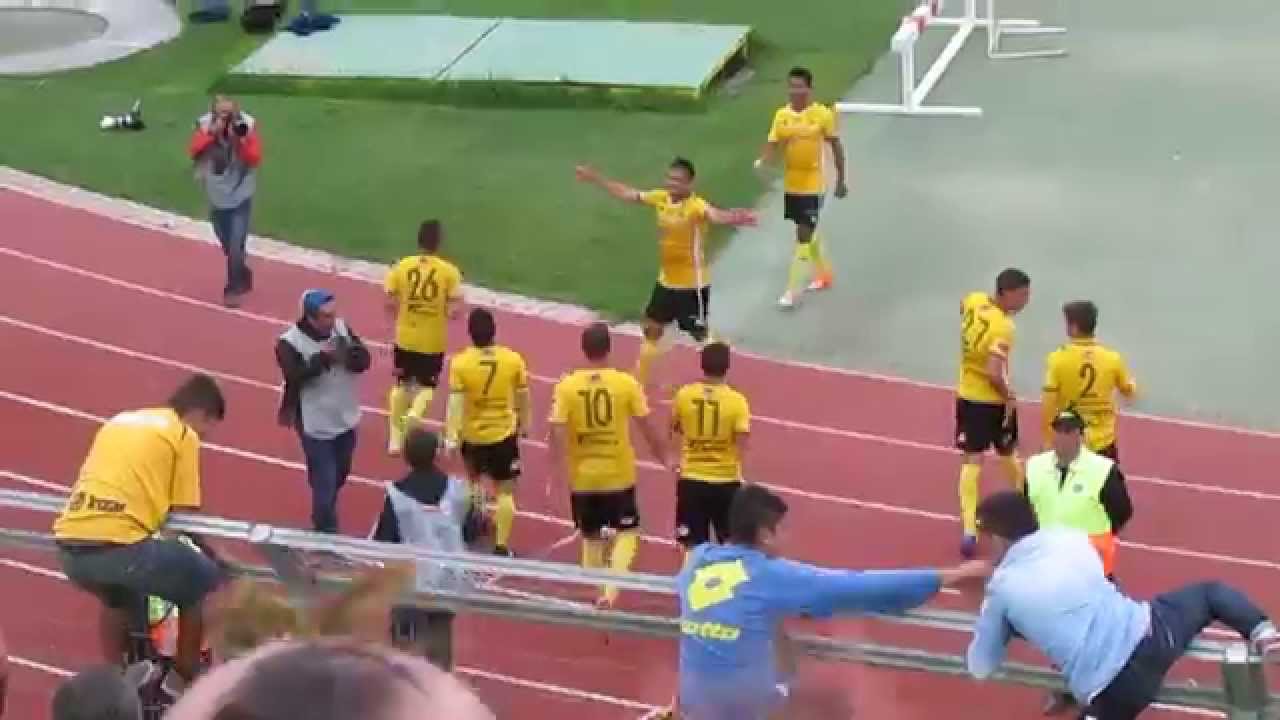 Golazo del peque&ntilde;o GIGANTE Jean Meneses