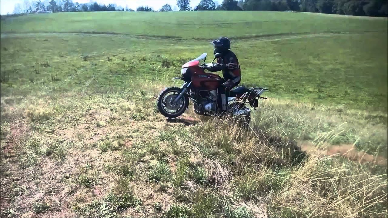 Yamaha TDM 850 4TX JUMP by B@RBUCH@