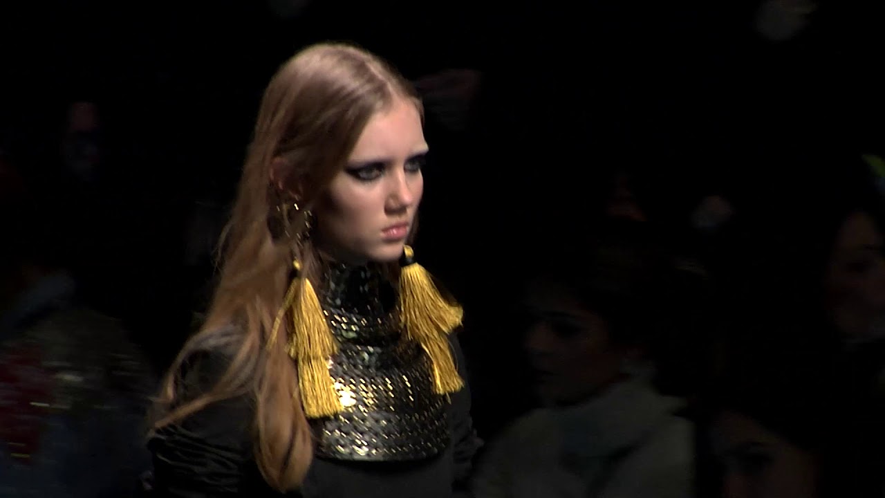 DSQUARED2 FALL WINTER 2017 WOMEN'S FASHION SHOW
