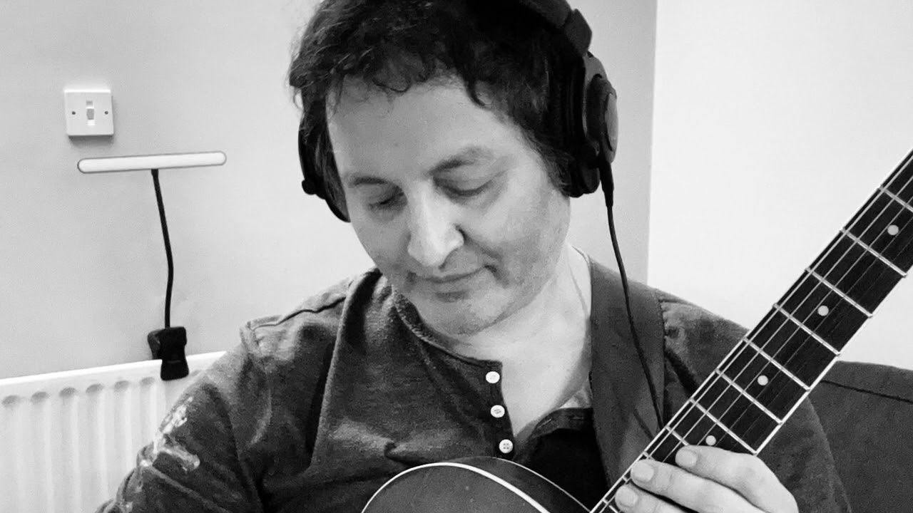 Jorge Bravo - ‘Minor Changes’ (Peter Bernstein). 