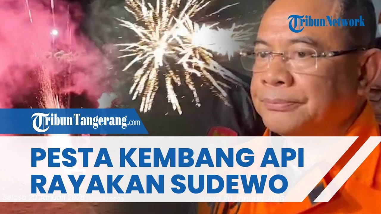 LANGIT PATI MENYALA! Warga Pesta Kembang Api Rayakan Penetapan Sudewo sebagai Tersangka KPK