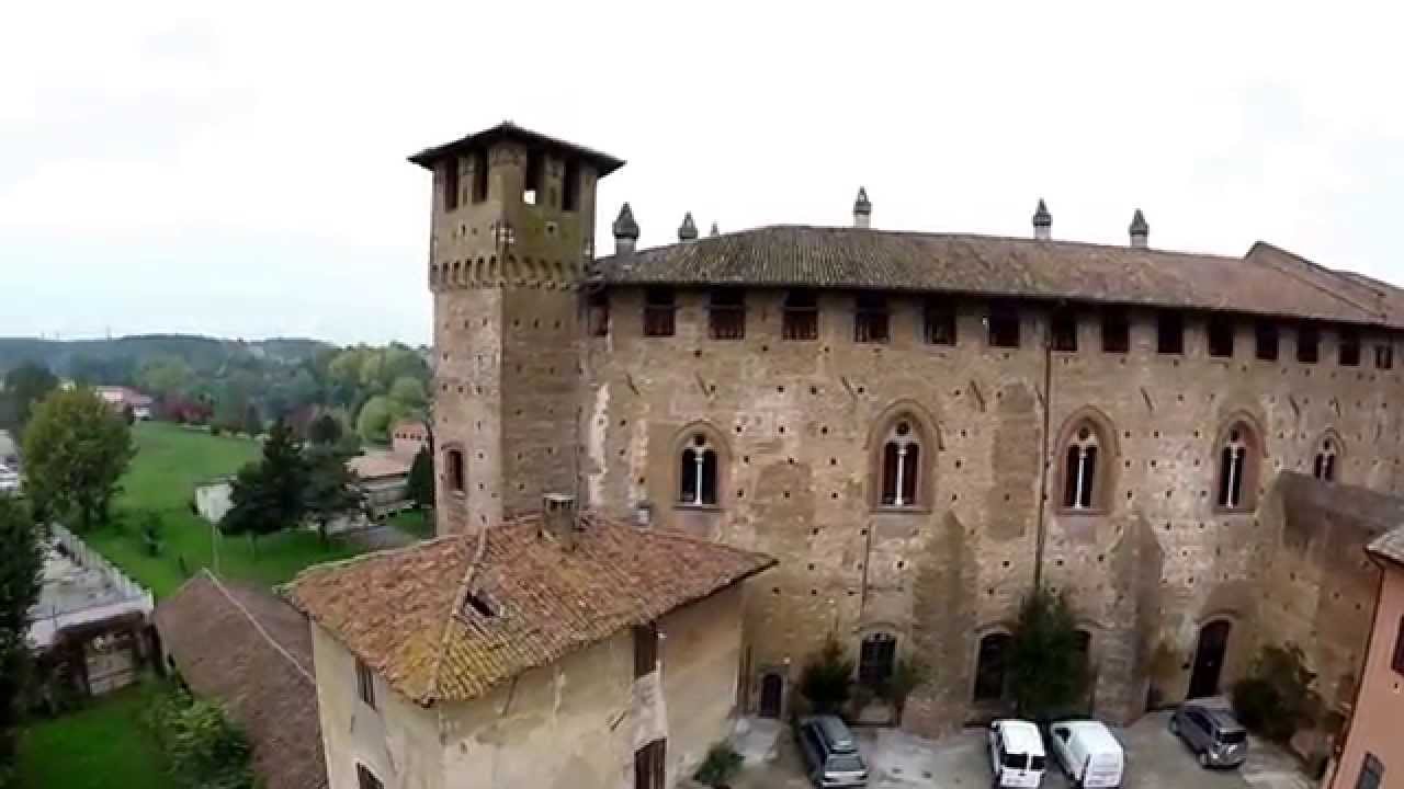 Castello di Sant' Angelo Lodigiano dal Drone