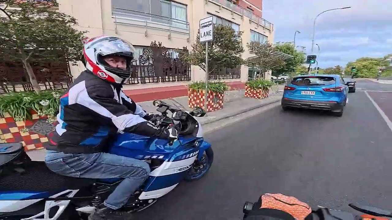 Get me outta here!! Pt 2 - Adelaide Bike Night