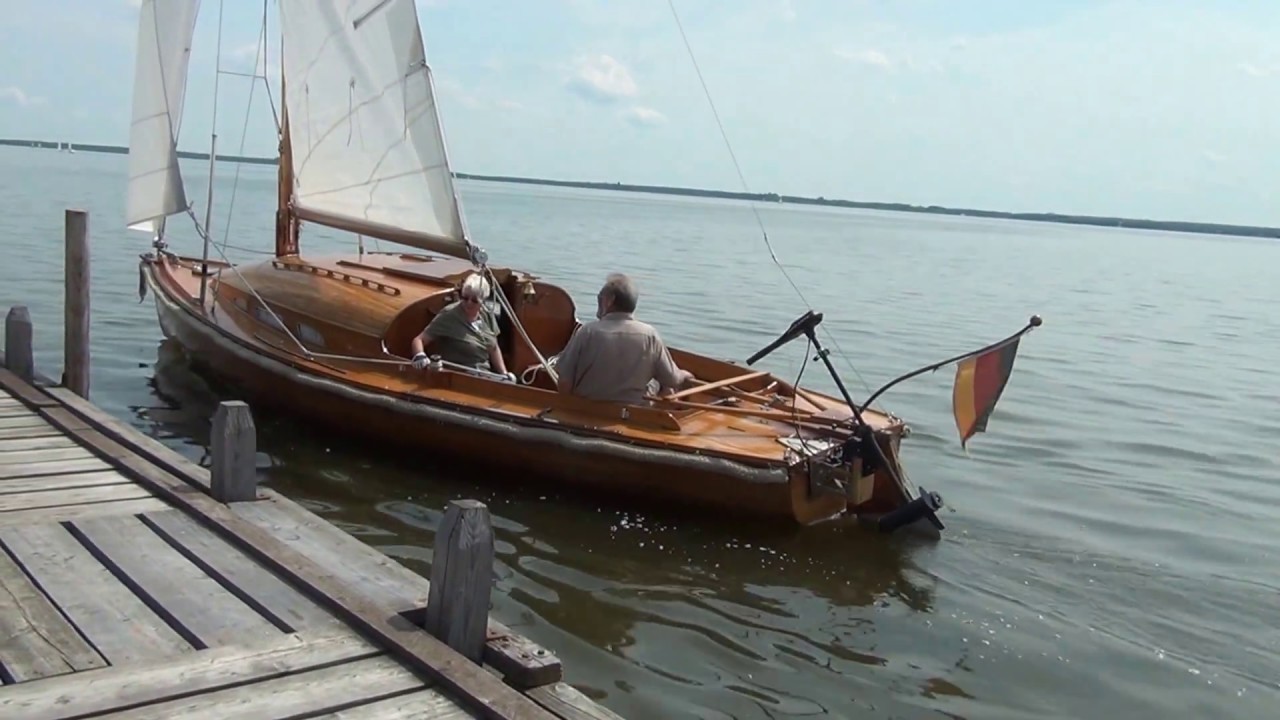Jollenkreuzer Cora II Bj.1956 segeln 2014 auf dem Steinhuder Meer