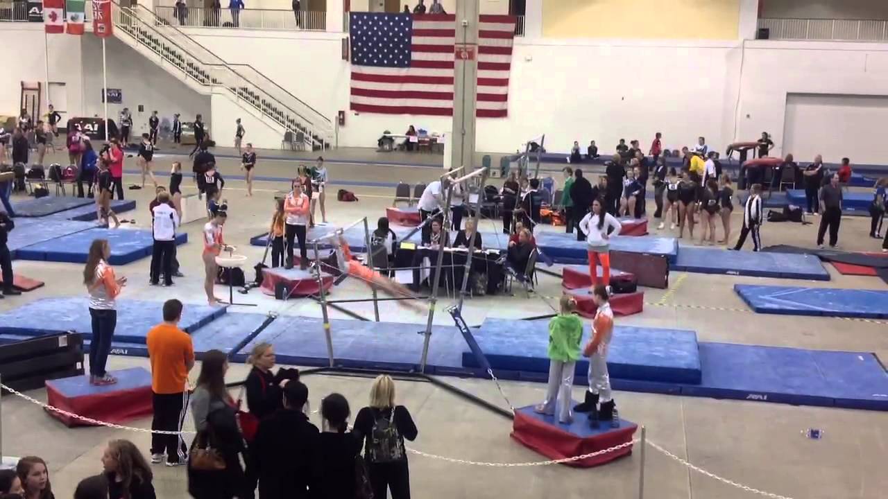 Lindsey Lemke Bars Navy Pier 2013