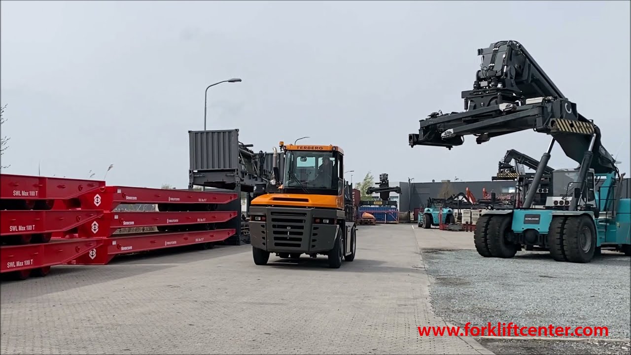 Terberg RT403 RoRo Terminal Tractor in stock at Forkliftcenter (Ref. 8488)