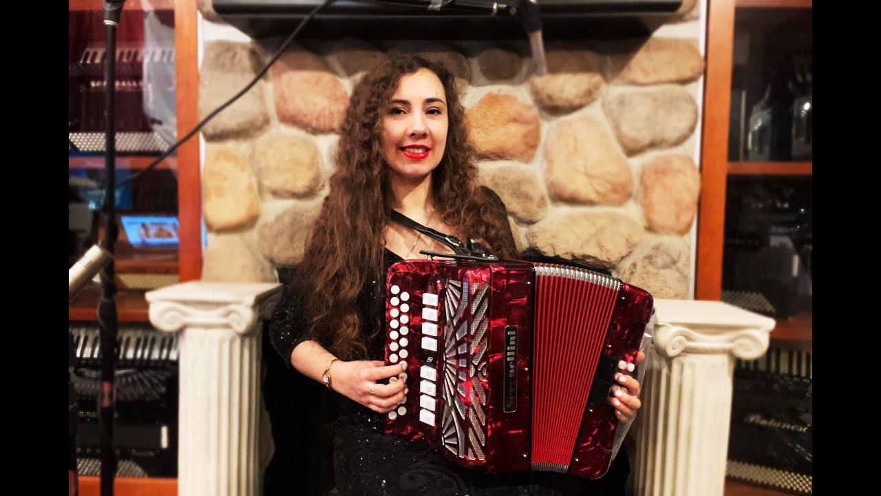SERDIAT238BCRD - Red Serenellini Diatonic Button Accordion BC LMMM 23 8 $2299