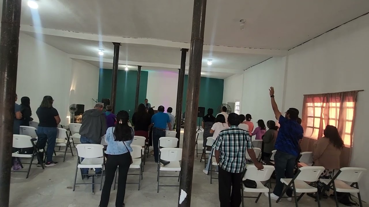 🎶🎵 Iglesia En Nuevo Morelos Tamaulipas Mexico 🇲🇽 With #MasklessRefugee 🤠