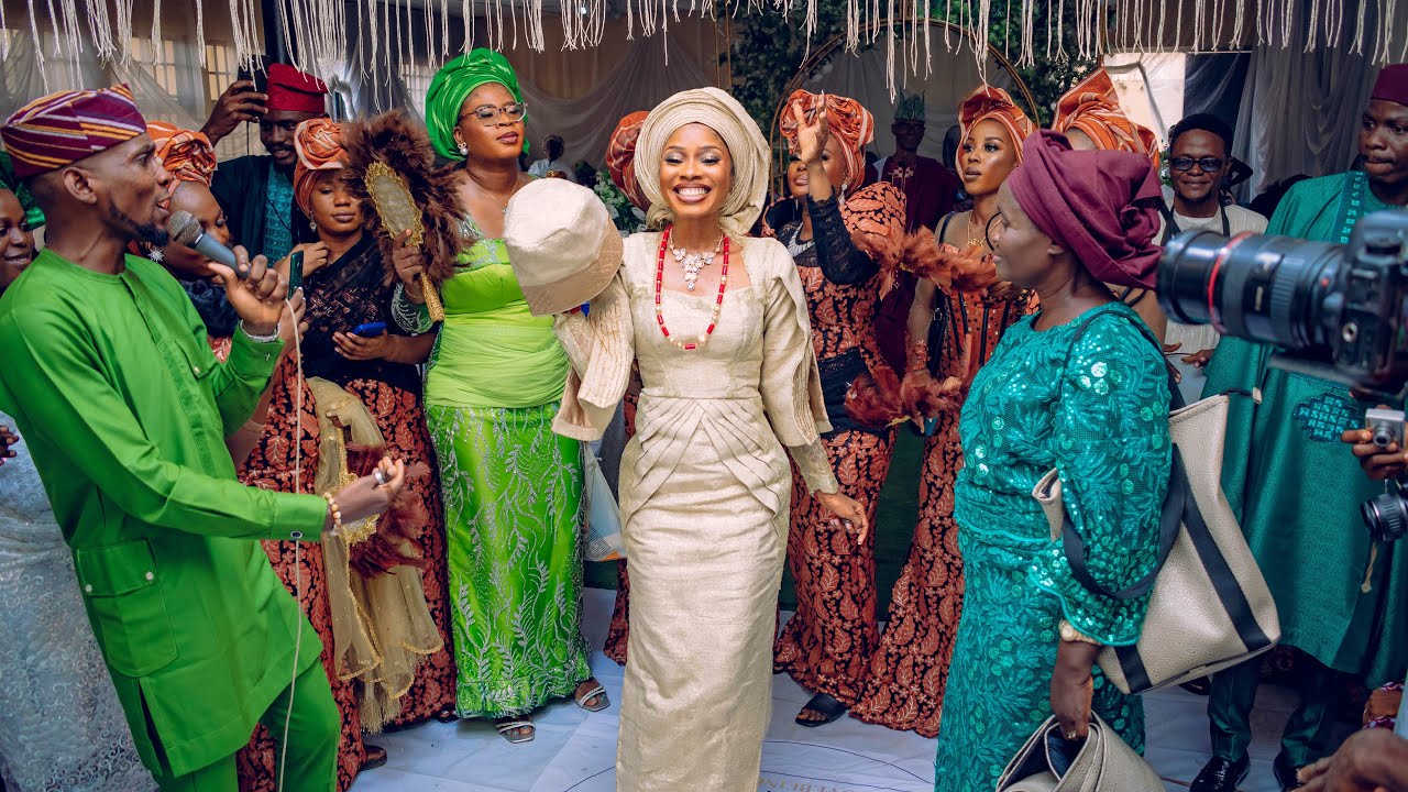 There&rsquo;s an incredible story behind this extravagant Nigeria Wedding 💒 | DMH Production