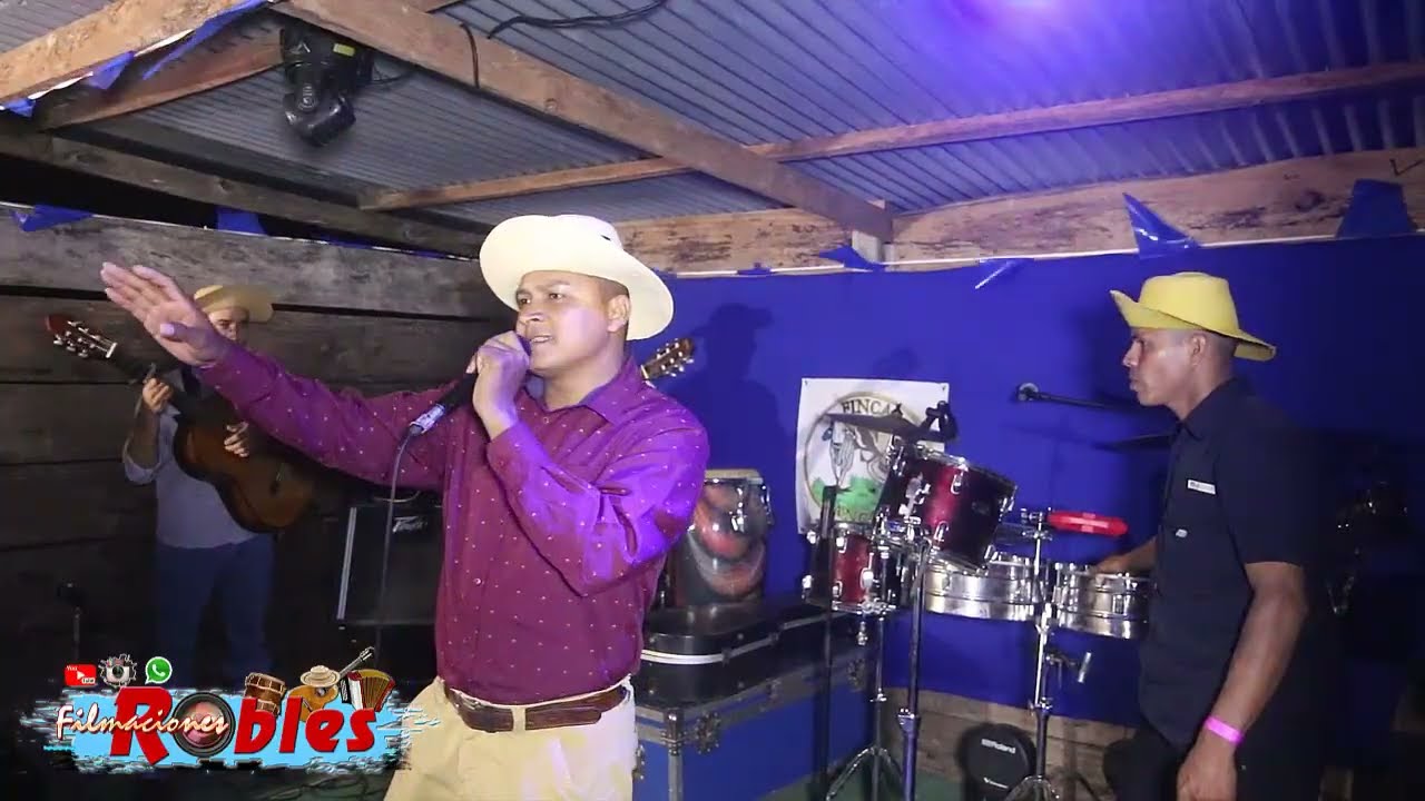 TORRENTE DE GALLINO CHITRE, HERMINIO MARTINEZ Y A. ATENCIO