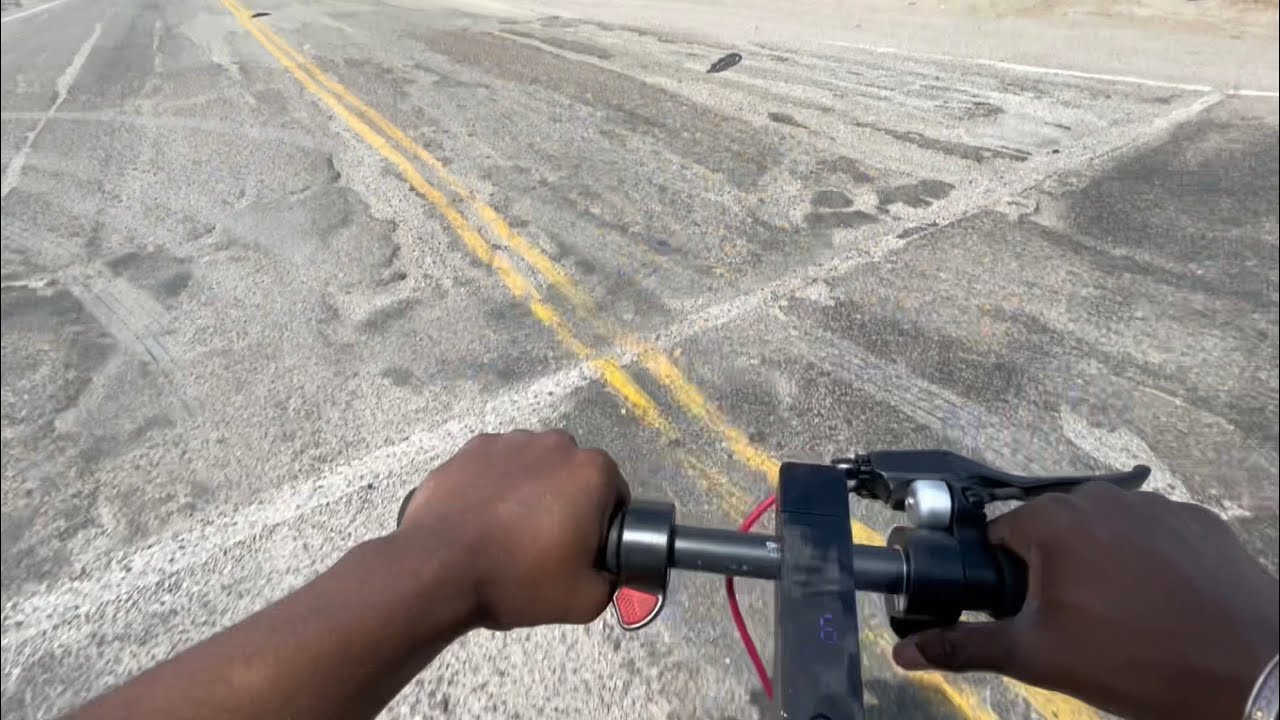 Riding my SRT Electric Scooter on Bumpy Roads (Wamsutter, Wyoming) | POV