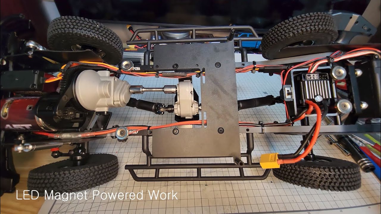 RC4WD Trail Finder 2 1987 XtraCab Body Magnet, Shock , Weight Add Work