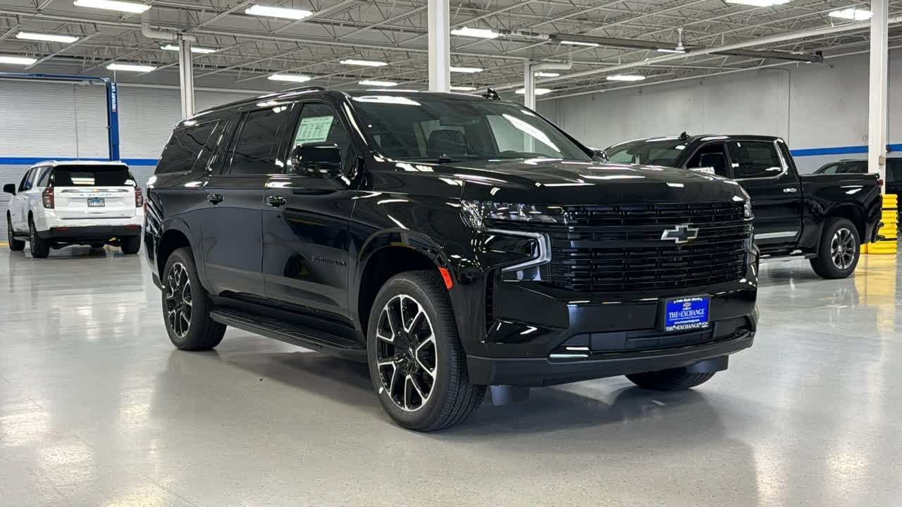 2024 Chevrolet Suburban RST Lake Bluff, Lake Forest, Libertyville, Waukegan, Gurnee IL