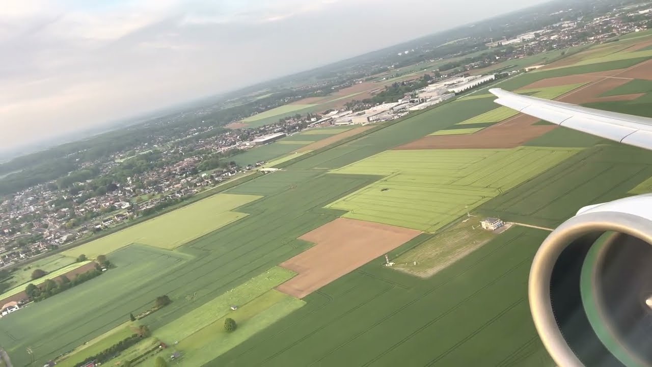 4K | TUI Belgium Embraer E195-E2 | 1st commercial departure out of Brussels | Engine Howl