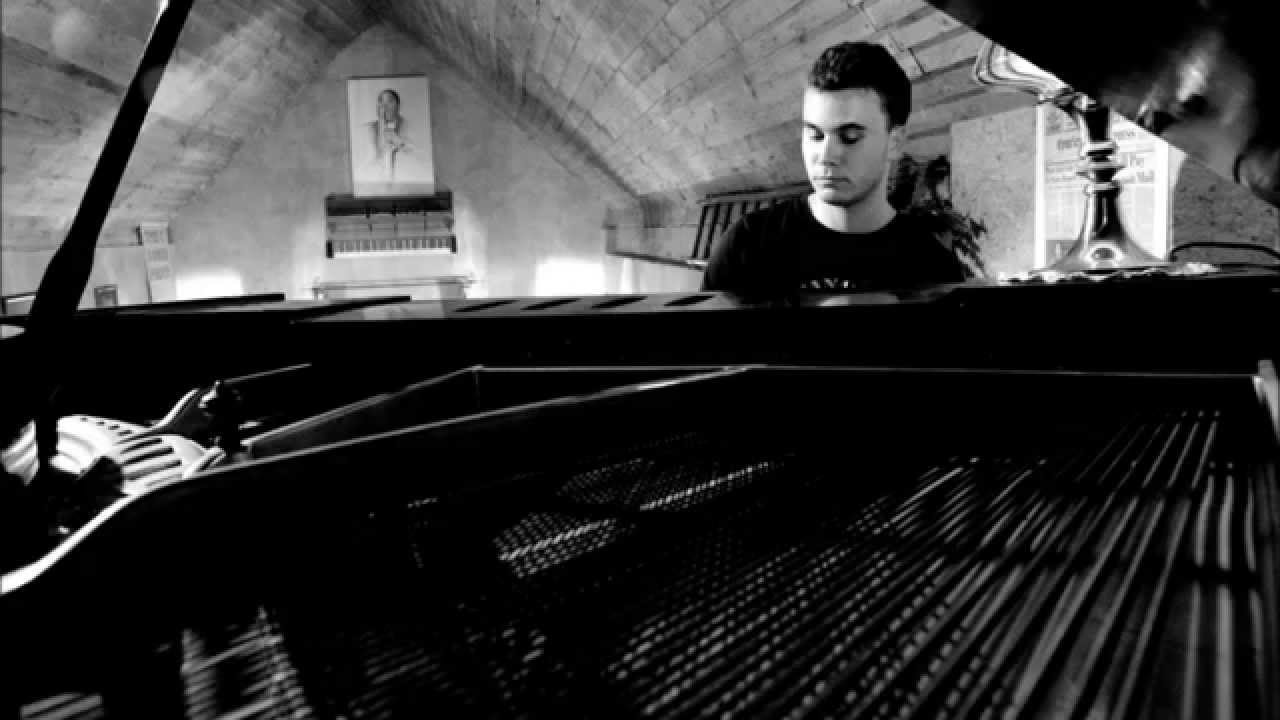 Matyas Gayer Trio - Sweet and Lovely (Gus Arnheim/Harry Tobias/Neil Moret)