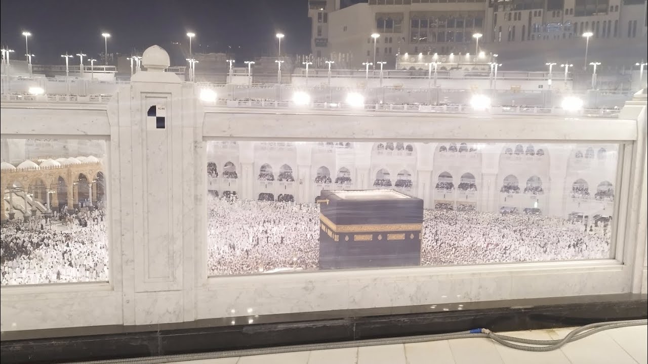 لحظة دخول سطح المسجد الحرام مع أذان فجر الأربعاء 🤍🕋