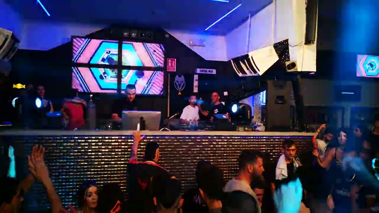 EMPORIUM Las mañanitas de @DjJuanmaSalvaje en Central Rock