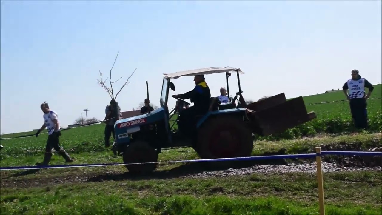 TRAKTORI&Aacute;DA VYSKEŘ 2023