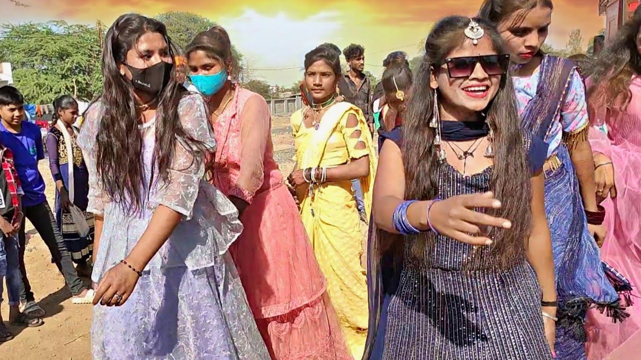 हाइवे_रोड़े_🏞️साली_रे_KTM_हरर_हरर_🏍️जाये || Bawandar || Kalu Ba Singad || Adivasi Girls Timli Girls