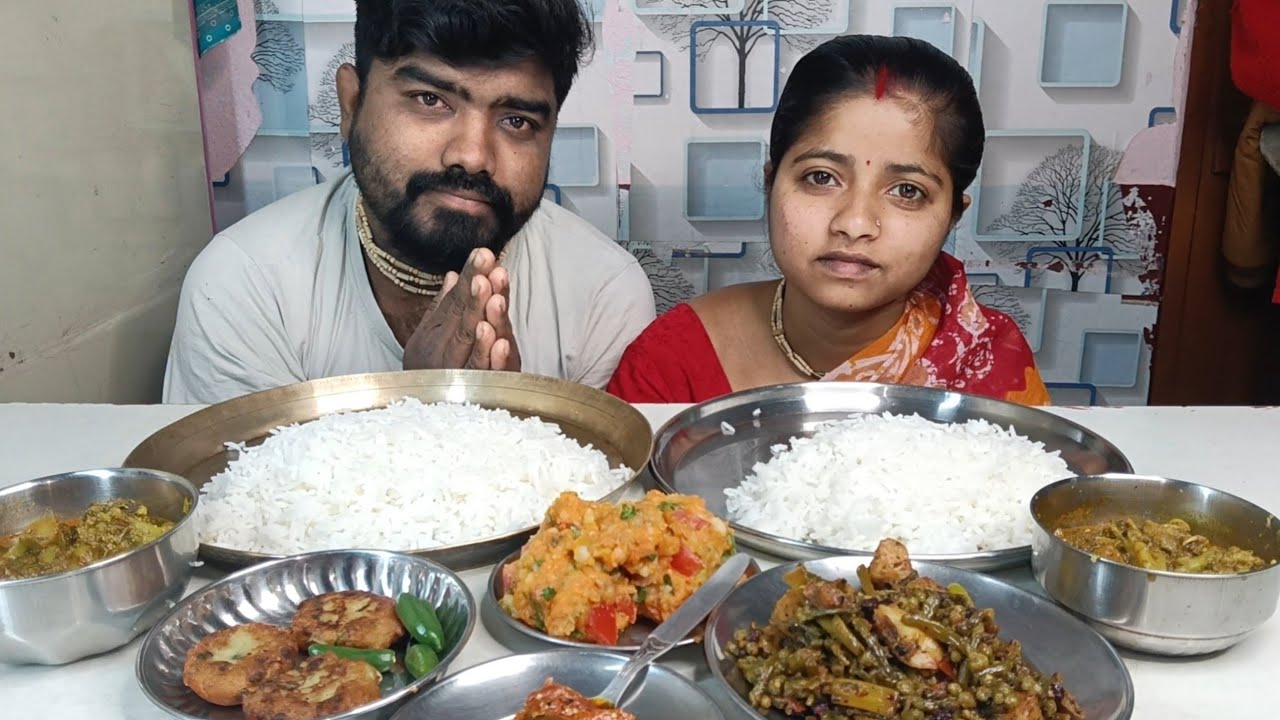 TODAY'S EATING BORA VAJA BOILED CARROT PUI MITULI CHOCHORI BROCOLI CURRY MIX PICKLE BENGALI VEG FOOD