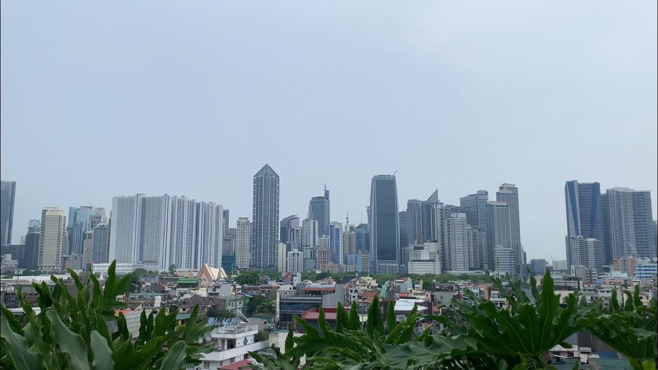 Amazing views of Makati Skyline from Ayala Malls Circuit 🇵🇭 #mall #makati #skyline
