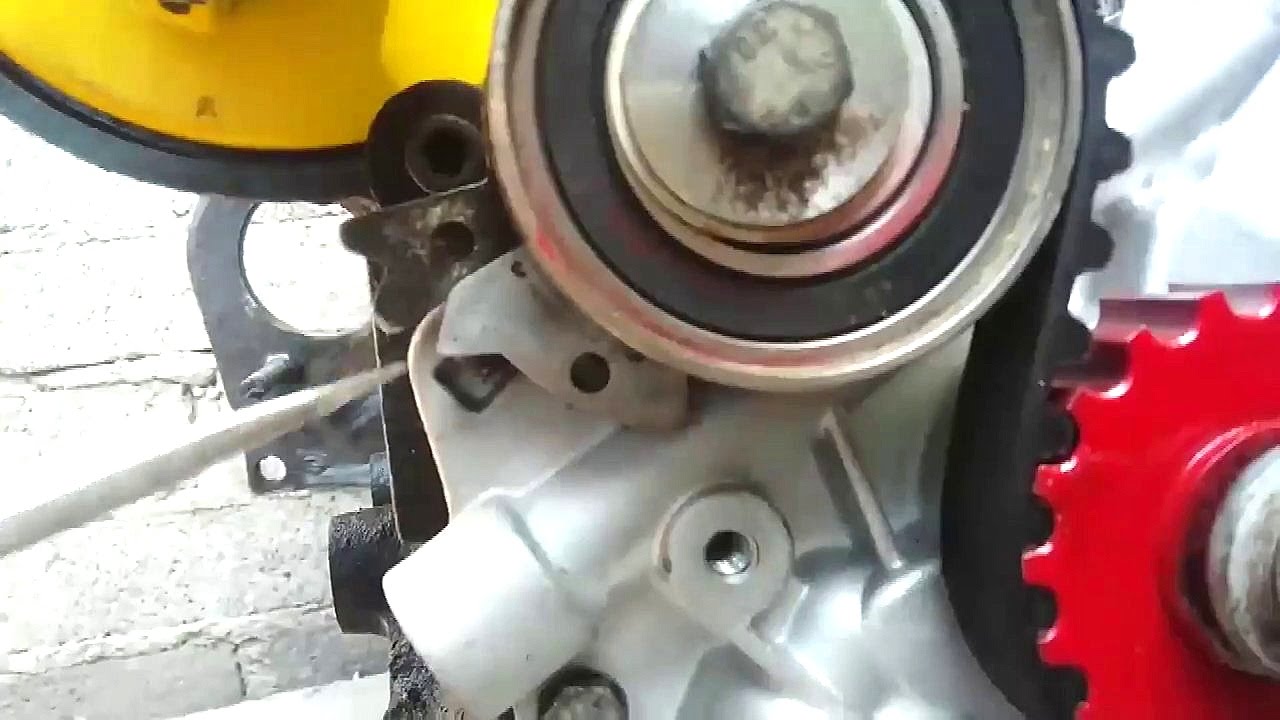 Porque queda floja la correa de de distribucion de un chevy